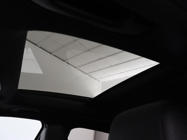 Mercedes-Benz GLA-KLASSE AMG 45 4MATIC Premium | Panoramadak | Leder | AMG Dynamic Plus | Carplay | Harman/Kardon | Memory | Stoelverwarming | Sportuitlaat | Camera | Keyless