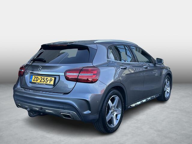 Mercedes-Benz GLA-KLASSE 180 Business Solution AMG | Trekhaak | Cruise Control | LED Koplampen
