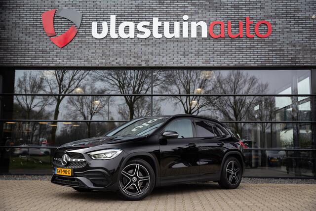 Mercedes-Benz GLA-KLASSE 200 AMG Line , Trekhaak, Achteruitrijcamera, Stoelverwarming,