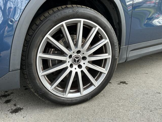 Mercedes-Benz GLA-KLASSE 250e AMG // Trekhaak // Distronic // Headup Display // Memory // 360 Camera // Panoramadak // Leder // 20" LM // Sfeerverlichting // Carplay