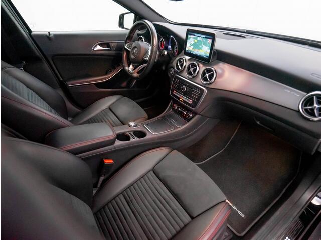 Mercedes-Benz GLA-KLASSE GLA 180 AMG Line | NIGHT | Camera