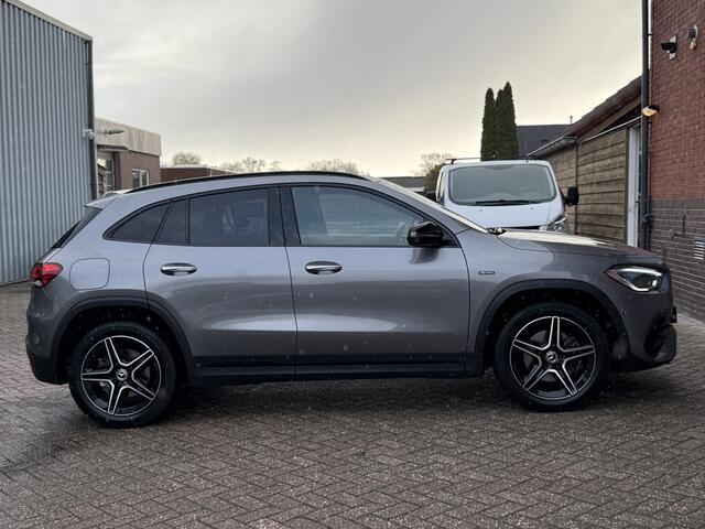 Mercedes-Benz GLA-KLASSE 250 e Business Solution AMG Limited | PANO | MEMORY | TREKHAAK | SFEERVERL. | BURMESTER AUDIO |