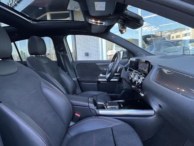 Mercedes-Benz GLA-KLASSE 250 e AMG | Rijassistentie+ | Panoramadak