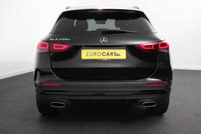 Mercedes-Benz GLA-KLASSE 250 e AMG Line Automaat PHEV Nieuw Model! | Leder | Navigatie Augmented reality | Virtual Cockpit | Handsfree electrische achterklep | Dab | Stoel verwarming | Led | Trekhaak