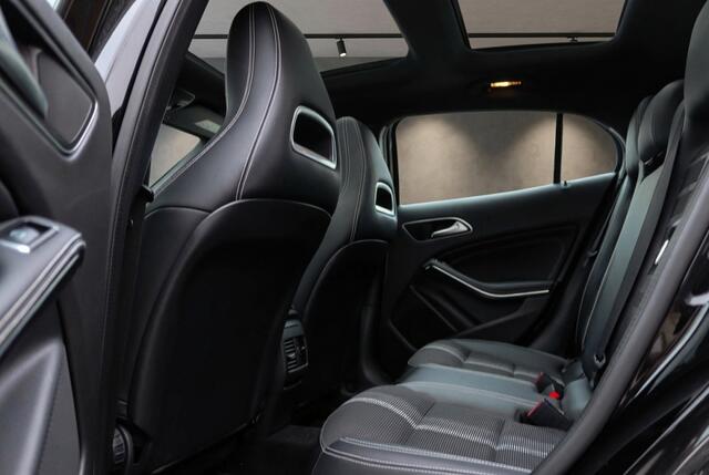 Mercedes-Benz GLA-KLASSE 200 Premium Panoramadak