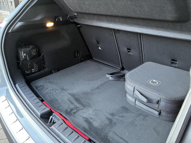 Mercedes-Benz GLA-KLASSE 250 e AMG Line | Panoramadak | BURMESTER |