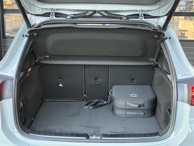 Mercedes-Benz GLA-KLASSE 250 e AMG Line | Panoramadak | BURMESTER |