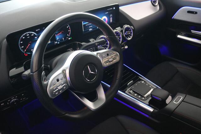 Mercedes-Benz GLA-KLASSE 250 4MATIC AMG Line (Panoramadak Sportleder Carplay Widescreen Camera M-Bux Full-Led 19InchAMG PrivacyGlass Pdc V+A)