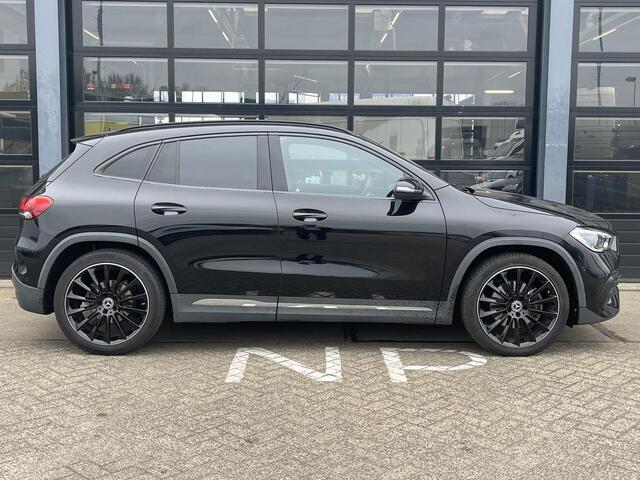Mercedes-Benz GLA-KLASSE 200 AMG Line