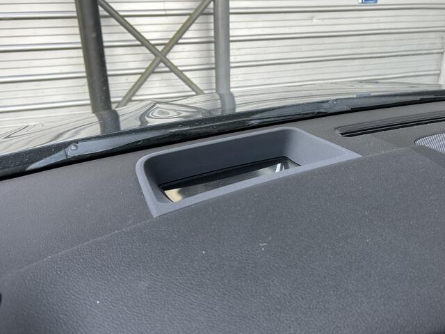 Mercedes-Benz GLA-KLASSE 250e AMG // Distronic // Headup // 360 Camera // MultiBeam // Keyless // 20" // Advanced Audio // Carplay