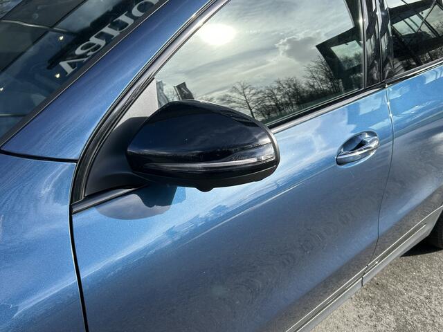 Mercedes-Benz GLA-KLASSE 250e AMG // Distronic // Headup // 360 Camera // MultiBeam // Keyless // 20" // Advanced Audio // Carplay