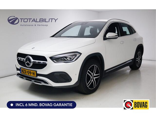Mercedes-Benz GLA-KLASSE 250 e Business 218 PK | Solution Luxury Limited | Wegklapbare trekhaak | Navigatie | Stoelverwarming Adaptive cruise, Achteruitrijcamera, Sfeerverlichting, Elektrische achterklep, Winterwielenset