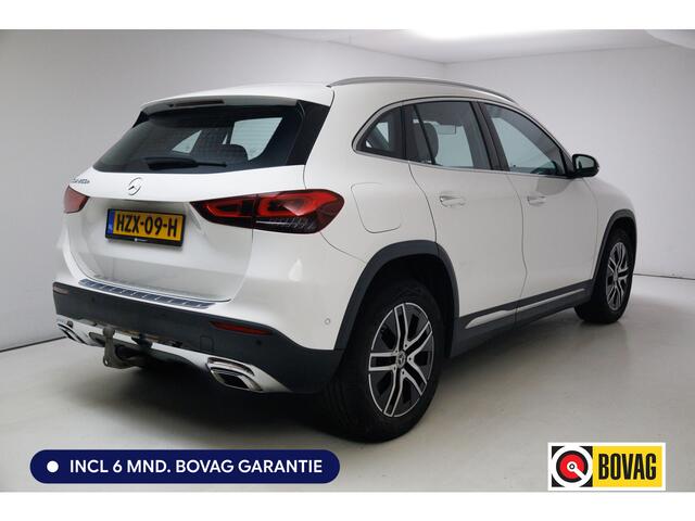 Mercedes-Benz GLA-KLASSE 250 e Business 218 PK | Solution Luxury Limited | Wegklapbare trekhaak | Navigatie | Stoelverwarming Adaptive cruise, Achteruitrijcamera, Sfeerverlichting, Elektrische achterklep, Winterwielenset