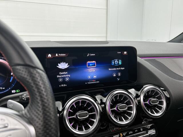 Mercedes-Benz GLA-KLASSE 250 e AMG line - Night Panorama schuifdak | Multispaaks wielen | Sfeerverlichting MB-paasweekend