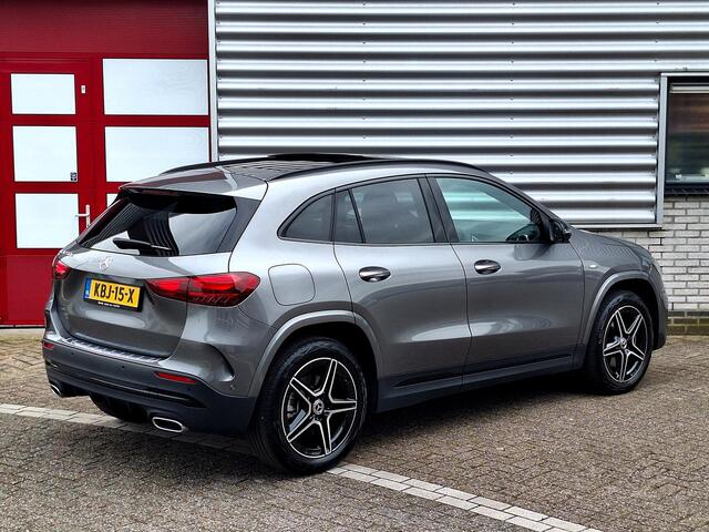 Mercedes-Benz GLA-KLASSE 250 e Star Edition AMG Line | Panoramadak | Night pakket | Achteruitrijcamera | DISTRONIC Afstandsassistent | Sfeerverlichting | Stoelverwarming | Advanced Sound System | Keyless-GO | Elektrische achterklep