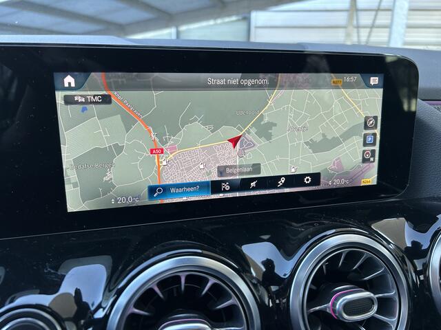 Mercedes-Benz GLA-KLASSE 250e // Panoramadak // Memory // MultiBeam LED // Carplay // Keyless // Augmented Reality Sfeerverlichting