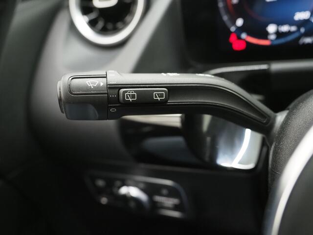 Mercedes-Benz GLA-KLASSE 250 e | Leder | Trekhaak | Camera | Adaptive Cruise | Memory | Keyless | Carplay