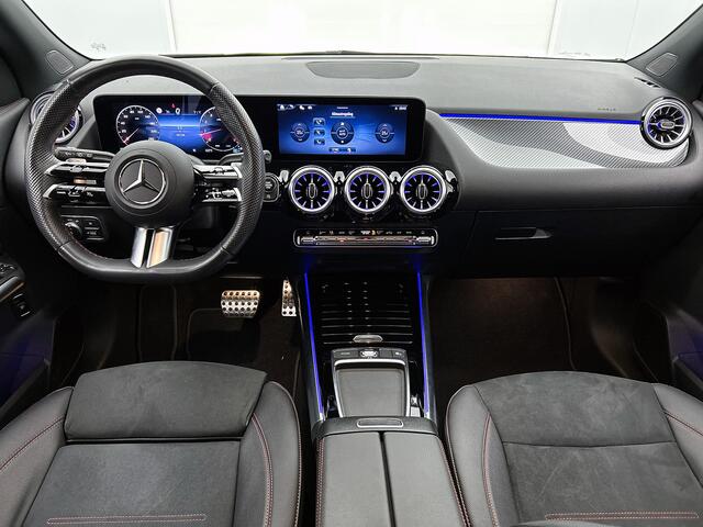 Mercedes-Benz GLA-KLASSE 180 Star Edition AMG Styling | NIght pakket | Trekhaak wegklapbaar | Sfeerverlichtin Inclusief 24 maanden MB Certified garantie voor Europa.