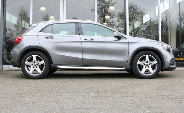 Mercedes-Benz GLA-KLASSE 180 Business Solution AMG | Camera
