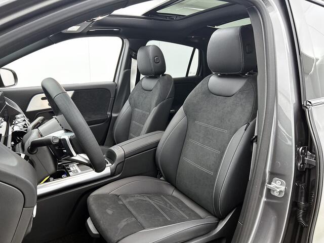 Mercedes-Benz GLA-KLASSE 250 e Business Solution AMG | Premium Plus | Nightpakket | GUARD 360 ° Plus | Burmester Surround Sound | Trekhaak | Panoramaschuifdak | 360° camera | Panoramaschuifdak | MULTIBEAM LED |