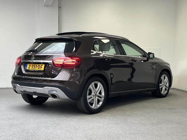 Mercedes-Benz GLA-KLASSE 180 Business Solution | PANO | LEDER | CLIMA | LED |