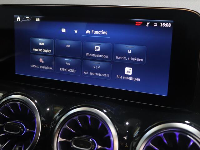 Mercedes-Benz GLA-KLASSE 180 Business Solution AMG | Panoramaschuifdak | Premium Plus | head-up display | Trekhaak