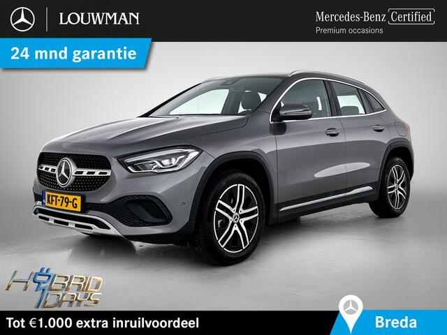 Mercedes-Benz GLA-KLASSE 250 e Luxury Line Plug-In Hybride Trekhaak | Achteruitrijcamera | Ledkoplampen | Parkeerpakket met achteruitrijcamera. Inclusief 24 maanden MB Certified garantie voor Europa.