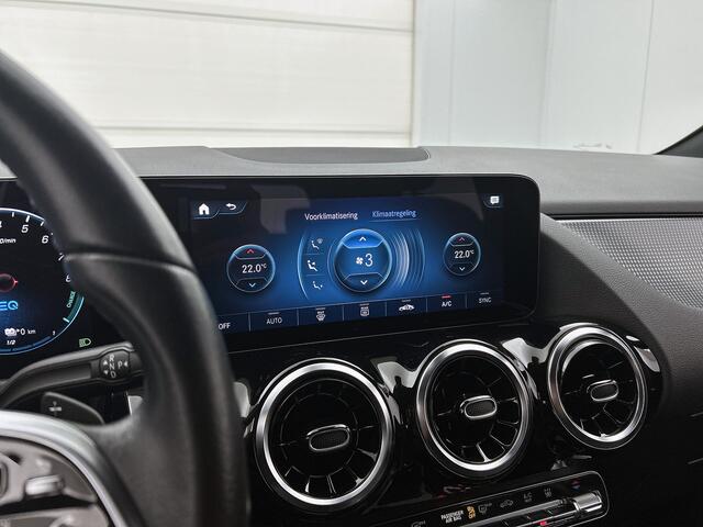Mercedes-Benz GLA-KLASSE 250 e Luxury Line Plug-In Hybride Trekhaak | Achteruitrijcamera | Ledkoplampen | Parkeerpakket met achteruitrijcamera. Inclusief 24 maanden MB Certified garantie voor Europa.