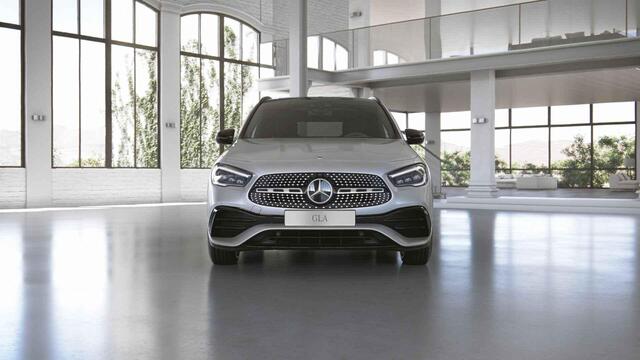 Mercedes-Benz GLA-KLASSE 200 Business Solution AMG | Night | Panoramadak | Memory | Widescreen | Multibeam |