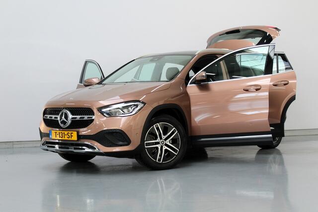 Mercedes-Benz GLA-KLASSE 250 e HYBRID, Business Solution Luxury Limited 218PK, RIJKLAAR | PANORAMADAK | DEELS LEER | STOELVERWARMING | CAMERA