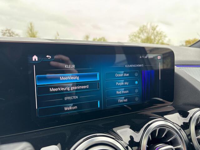 Mercedes-Benz GLA-KLASSE 200 AMG Business Solution + ? Pano ? Matrix ? Widescreen