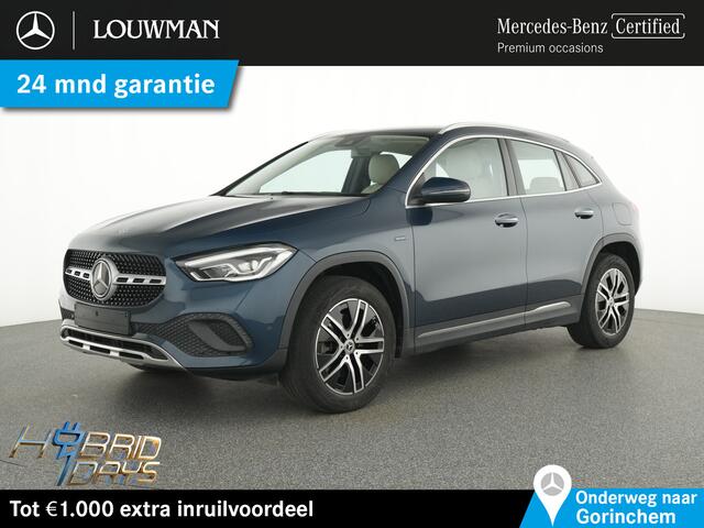 Mercedes-Benz GLA-KLASSE 250 e Plug-In Hybride Trekhaak | Ledkoplampen | Sfeerverlichting | Parkeerpakket met achteruitrijcamera | Easy Pack Achterklep | Stoelverwarming. Inclusief 24 maanden MB Certified garantie voor Europa.