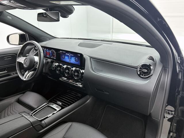 Mercedes-Benz GLA-KLASSE 250 e Star Edition | Achteruitrijcamera | Trekhaak | Dodehoekassistent | Stoelverwarming | Inclusief 24 maanden MB Certified garantie voor Europa.