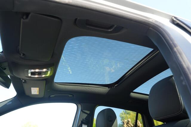 Mercedes-Benz GLA-KLASSE 200 AMG Line Panoramadak Adapt. Cruise AMG Pakket Ambient Wide Screen