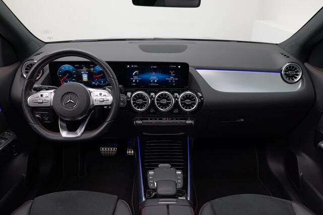 Mercedes-Benz GLA-KLASSE 250 4MATIC AMG Line |Pano|Ambient|Camera|