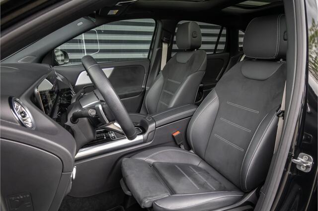Mercedes-Benz GLA-KLASSE 200 d AMG Line 20 inch - Pano - Camera