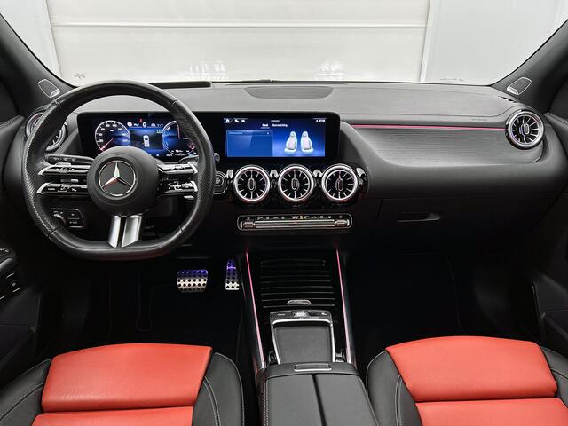 Mercedes-Benz GLA-KLASSE 250 e Star Edition AMG Line Plus | Pepper Red Leder | Panoramadak | Trekhaak | Distronic | Burmester® | Memory | Inclusief 24 maanden Mercedes-Benz Certified garantie voor Europa.