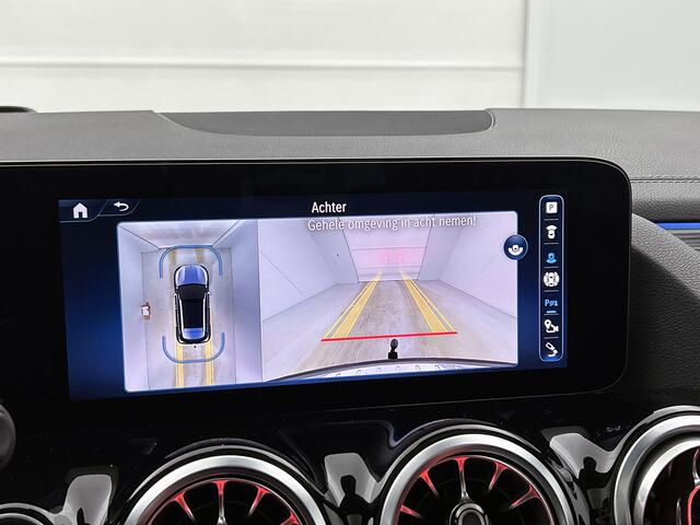 Mercedes-Benz GLA-KLASSE 250 e Star Edition AMG Line Plus | Pepper Red Leder | Panoramadak | Trekhaak | Distronic | Burmester® | Memory | Inclusief 24 maanden Mercedes-Benz Certified garantie voor Europa.
