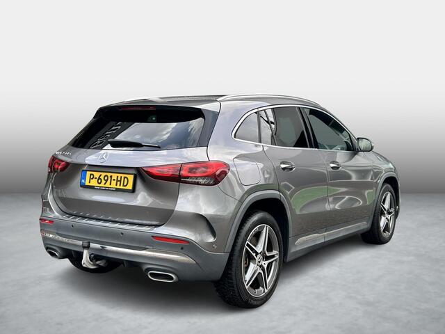 Mercedes-Benz GLA-KLASSE 250 e AMG Line | Stoelverwarming | Panoramadak | Trekhaak