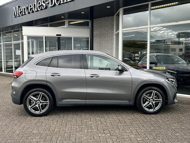 Mercedes-Benz GLA-KLASSE 250 e AMG Line | Stoelverwarming | Panoramadak | Trekhaak