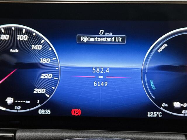 Mercedes-Benz GLA-KLASSE 250 e AMG Plug-In Hybride | Panoramadak | Achteruitrijcamera | Dodehoekassistent | Sfeerverlichting | Inclusief 24 maanden Mercedes-Benz Certified garantie voor Europa.