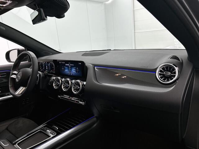 Mercedes-Benz GLA-KLASSE 250 e AMG Plug-In Hybride | Panoramadak | Achteruitrijcamera | Dodehoekassistent | Sfeerverlichting | Inclusief 24 maanden Mercedes-Benz Certified garantie voor Europa.