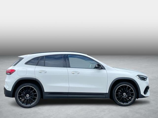 Mercedes-Benz GLA-KLASSE 250 e AMG Line