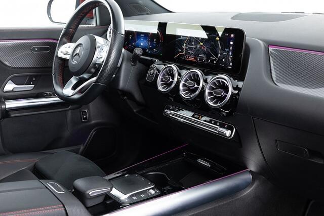 Mercedes-Benz GLA-KLASSE 250 e AMG Line | PANORAMADAK | Full LED | Trekhaak | NAVI | PHEV -2e PINKSTERDAG OPEN!-