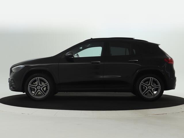Mercedes-Benz GLA-KLASSE 250 e AMG Line AMG Line | Panorama Schuif-Kanteldak | Night Pakket | Inclusief 24 maanden Mercedes-Benz Certified garantie voor Europa