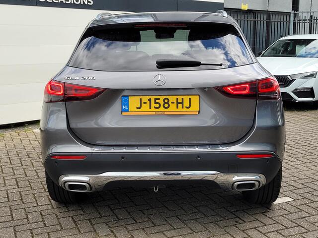 Mercedes-Benz GLA-KLASSE 200 Progressive | Automaat | Navi | Camera | Trekhaak