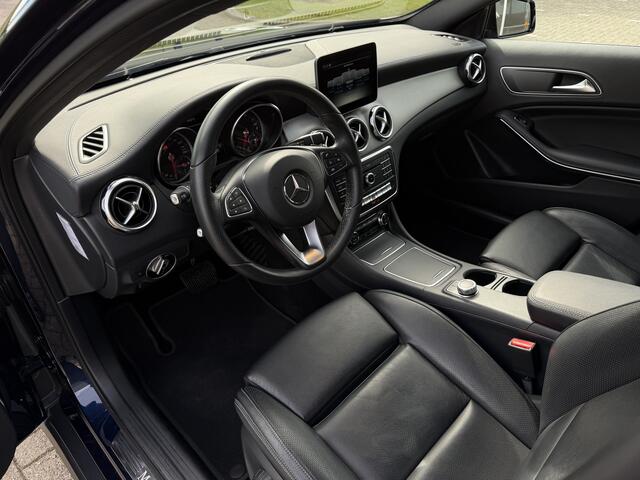 Mercedes-Benz GLA-KLASSE 250 Premium Plus / Automaat / Camera / Trekhaak (1.500KG) /