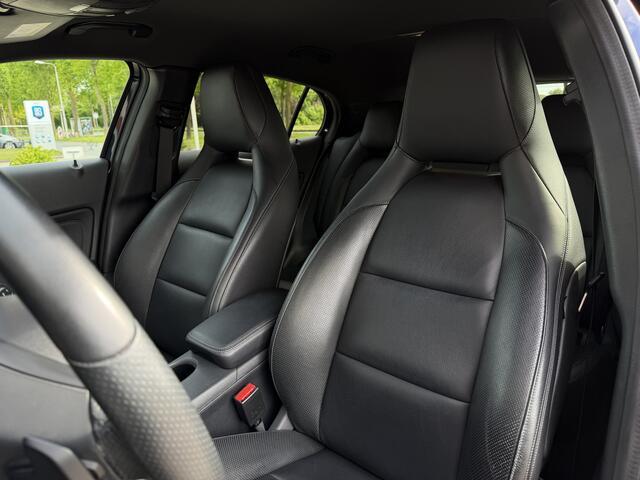 Mercedes-Benz GLA-KLASSE 250 Premium Plus / Automaat / Camera / Trekhaak (1.500KG) /