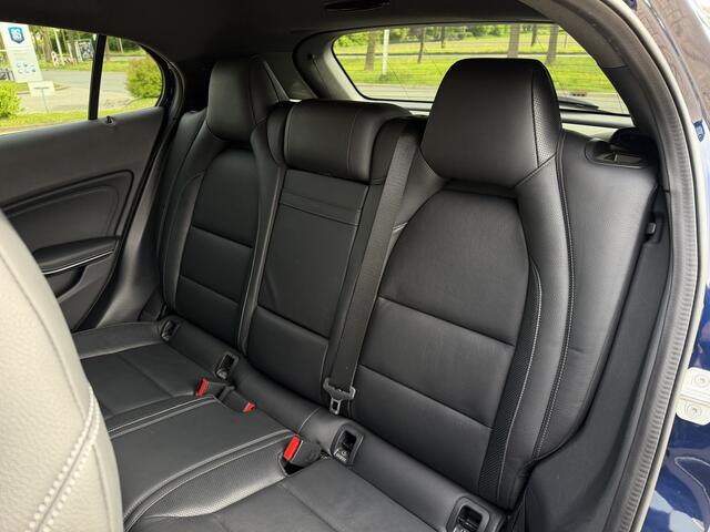 Mercedes-Benz GLA-KLASSE 250 Premium Plus / Automaat / Camera / Trekhaak (1.500KG) /