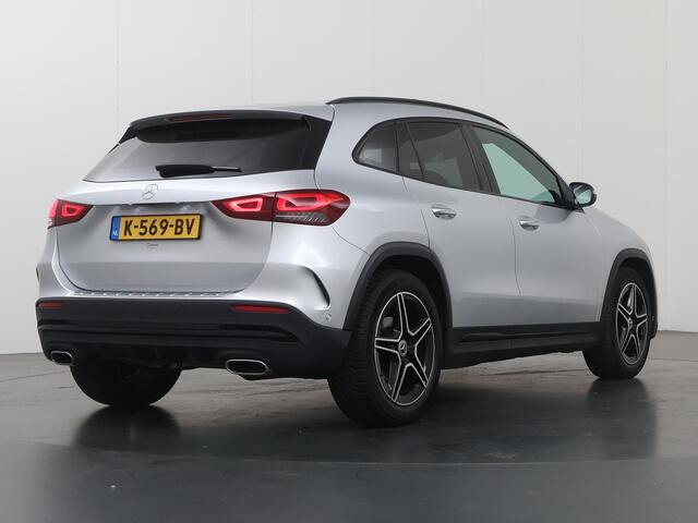 Mercedes-Benz GLA-KLASSE 200 Business Solution AMG | Night | Panoramadak | Memory | Widescreen | Multibeam |